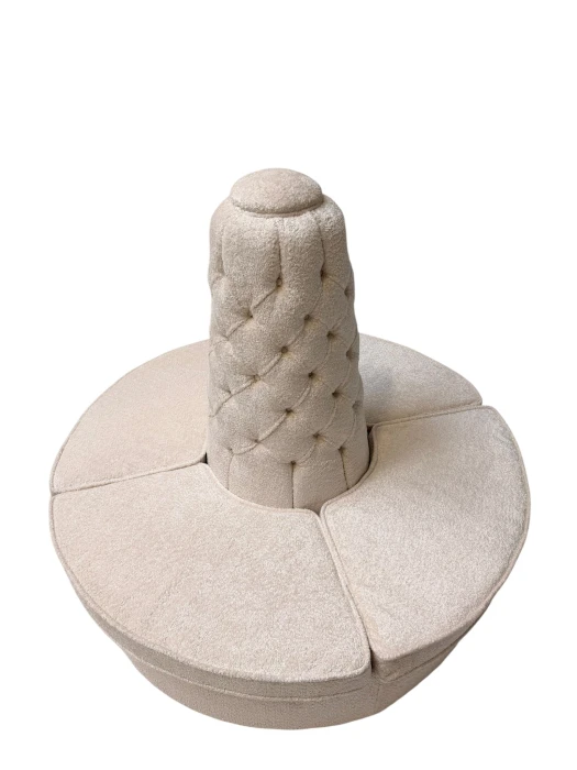 Hollywood Regency Round Banquet Settee Tufted Lobby Sofa in Bouclé, 1980s